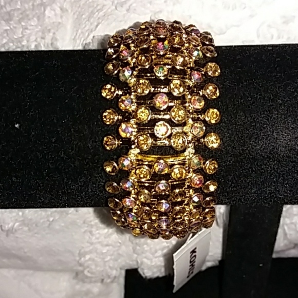 Bar & Rhinestone Gold Stretch Bracelet - Picture 2 of 3
